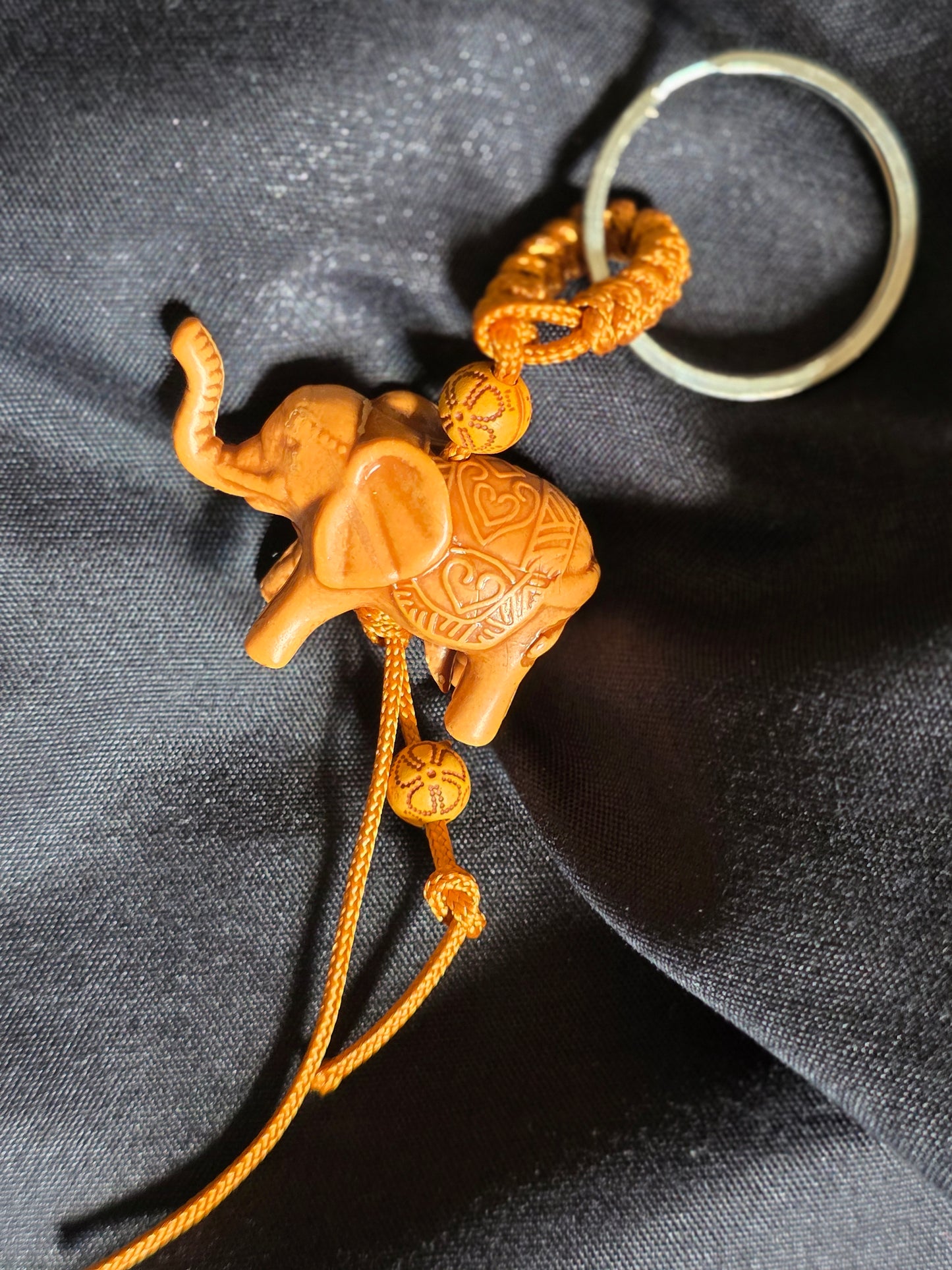 Elephant key dangler